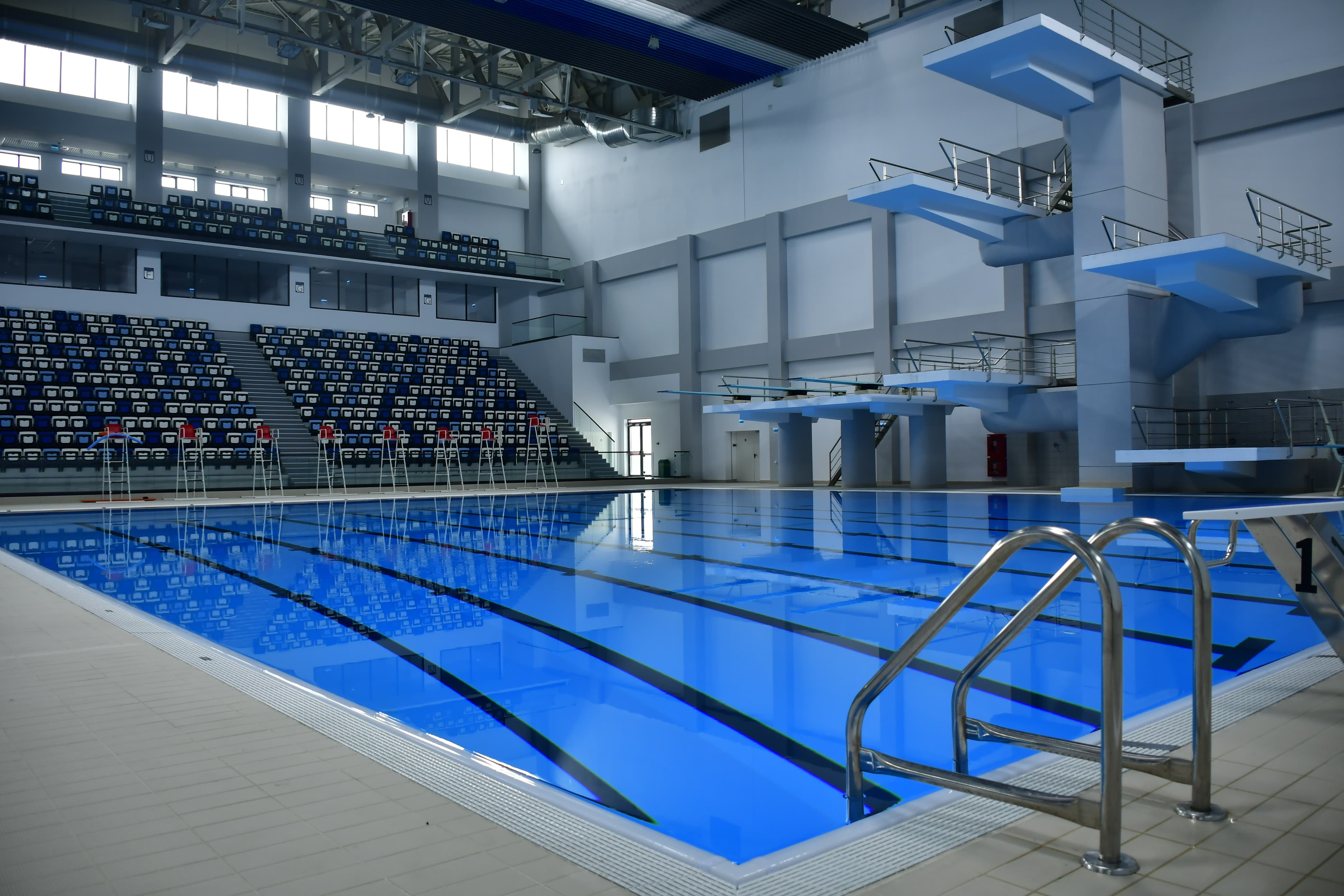fotografie a piscinei Otopeni
